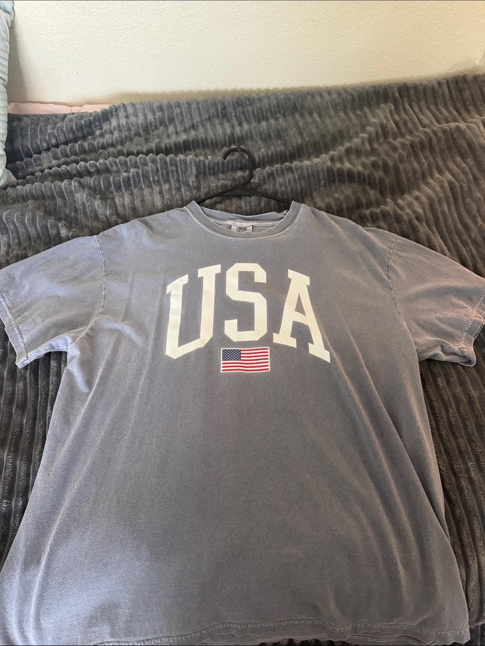 Comfort Colors USA Graphic Short-Sleeve Tee in Dusty Blue